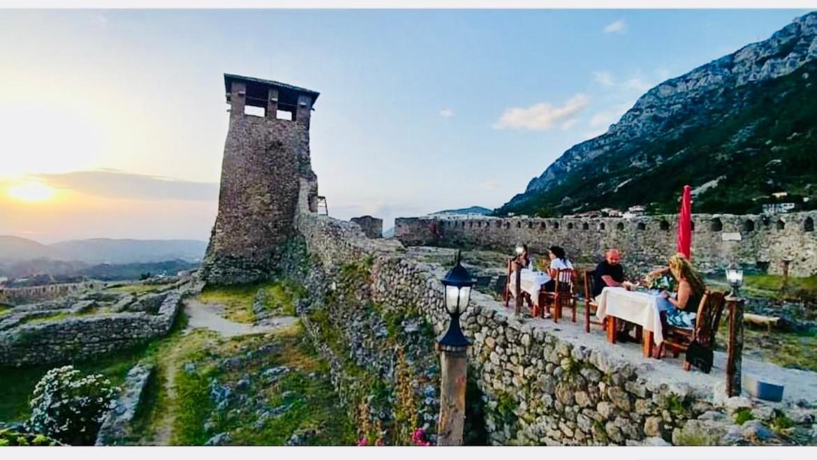 Rooms Emiliano Castle Of Kruja エクステリア 写真